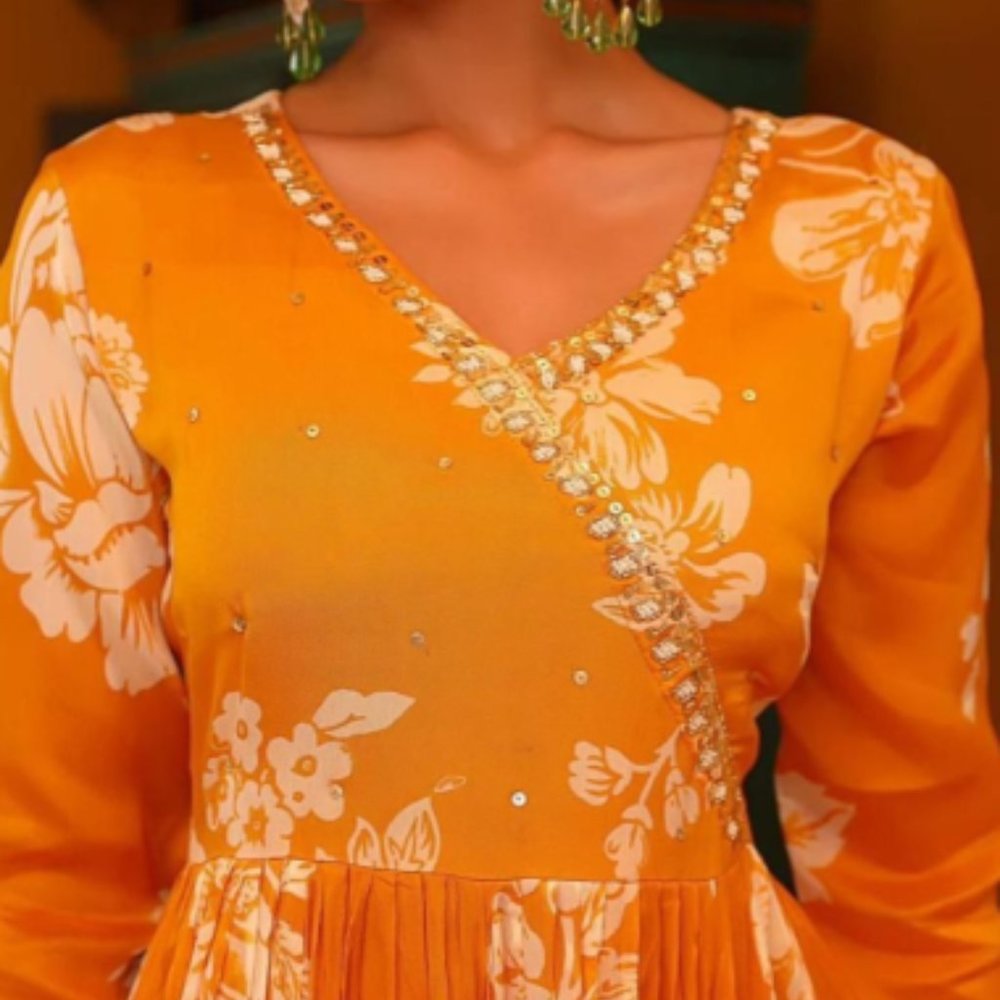 Beautiful Fox Georgette Kurti in floral print with dupatta